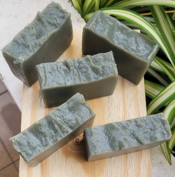Sabonete Verditas: Controle da Oleosidade e Acne com Argila Verde e Melaleuca | 120g