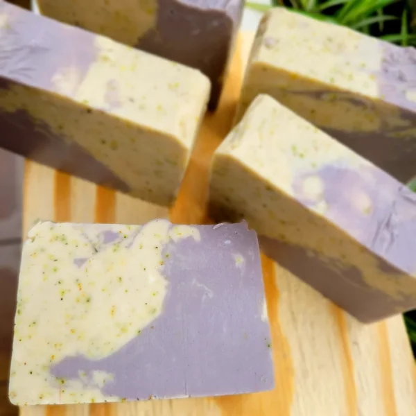 Sabonete Artesanal Lavanda e Camomila - Barra Completa | Aroma & Arte