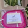 2026/07/1000049313-scaled.jpg Kit Presente Barra de Sabonete Artesanal + Luva Esfoliante Vegetal