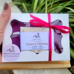 Kit Presente Barra de Sabonete Artesanal + Luva Esfoliante Vegetal